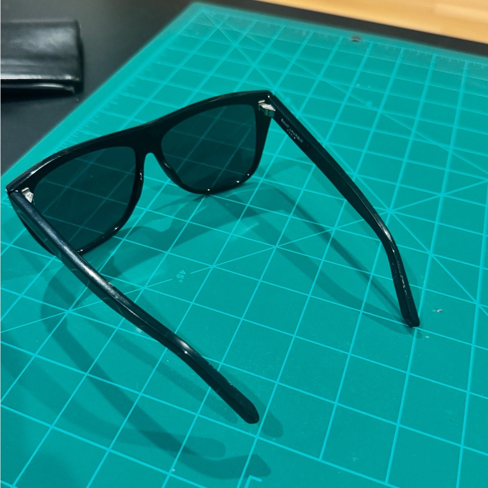 Saint Laurent Classic Black Sunglasses with Case - Picture 4 of 11